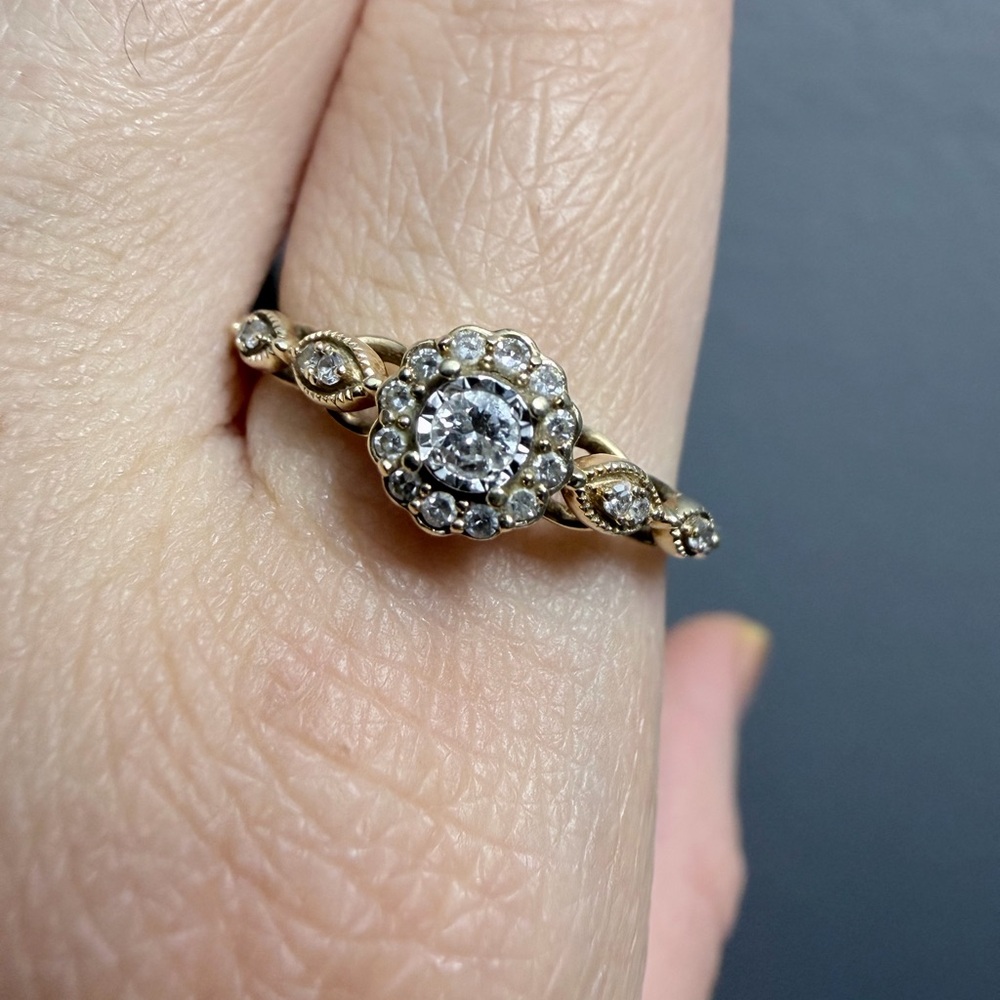 Vintage-Inspired 10k Solid Gold Floral Halo Diamond Ring - Gold